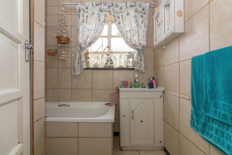 3 Bedroom Property for Sale in Kroonheuwel Free State